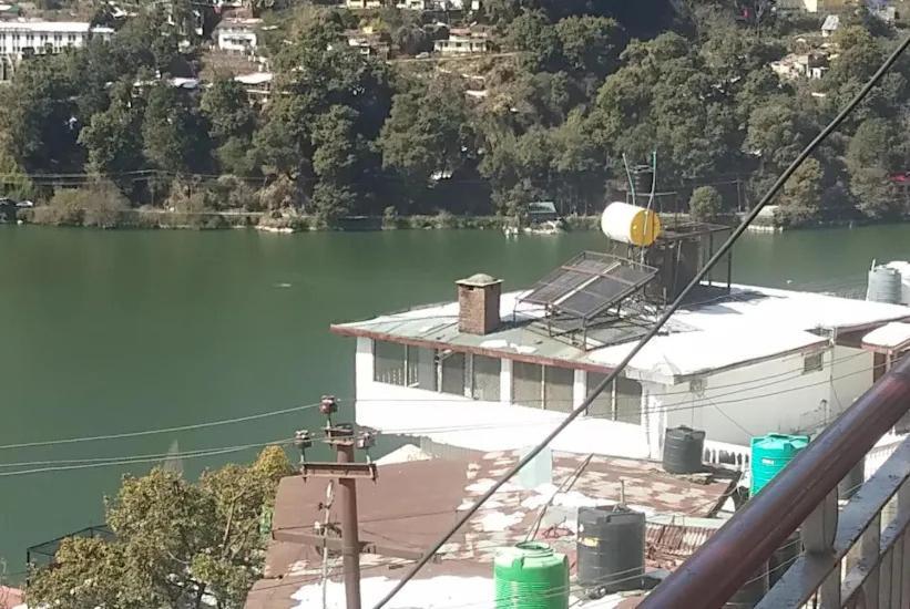 Hotel Surya Lake View Nainital Exteriér fotografie