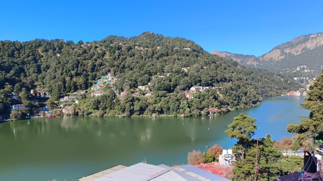 Hotel Surya Lake View Nainital Exteriér fotografie